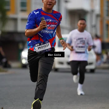 Runner Photo 7826601