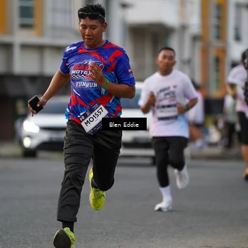 Runner Photo 7826621