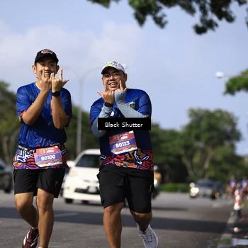 Runner Photo 7826651