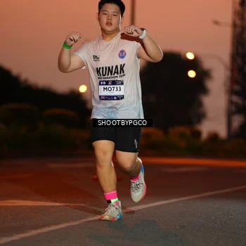 Runner Photo 7826664