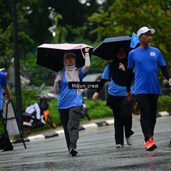 Runner Photo 7826674