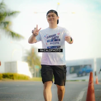 Runner Photo 7826688