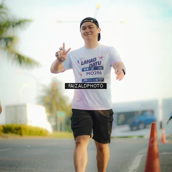 Runner Photo 7826701