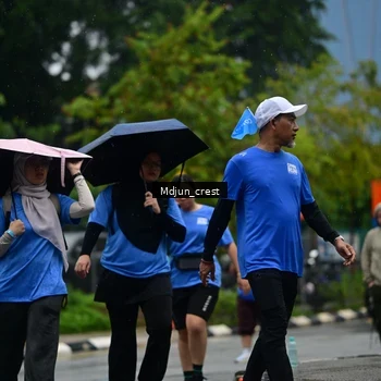 Runner Photo 7826709