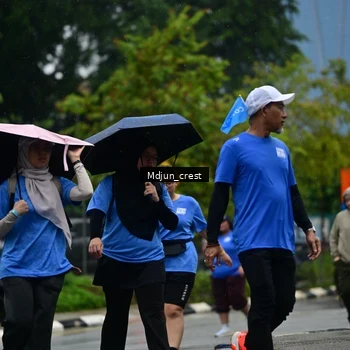 Runner Photo 7826710