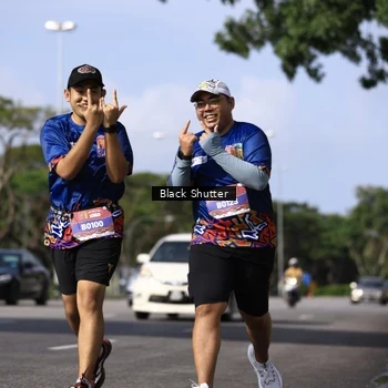 Runner Photo 7826737