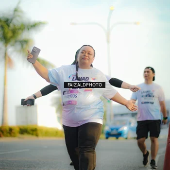 Runner Photo 7826746