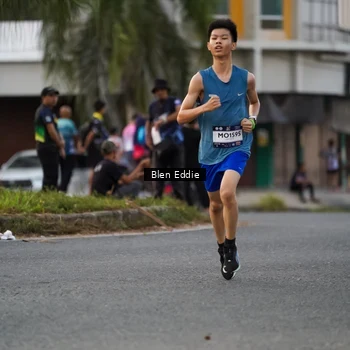 Runner Photo 7826749