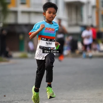Runner Photo 7826761