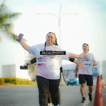 Runner Photo 7826768