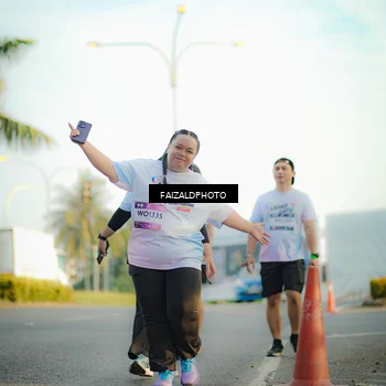 Runner Photo 7826800