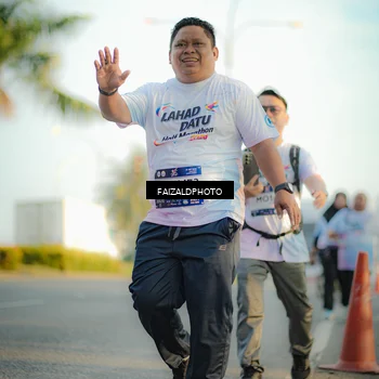 Runner Photo 7826805