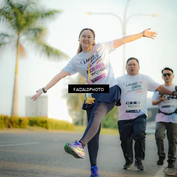 Runner Photo 7826872