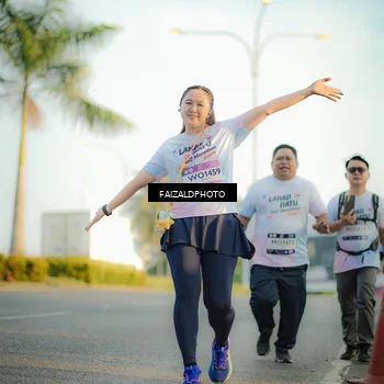 Runner Photo 7826892
