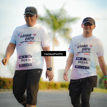 Runner Photo 7826899