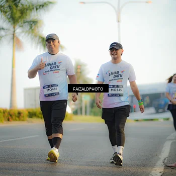 Runner Photo 7826913