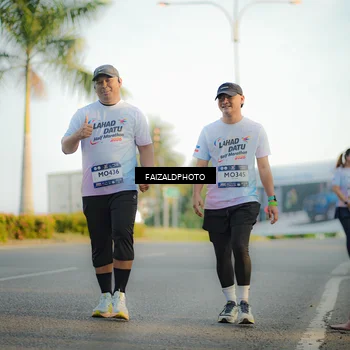 Runner Photo 7826924