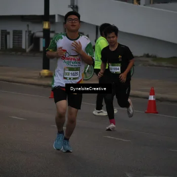 Runner Photo 7826930