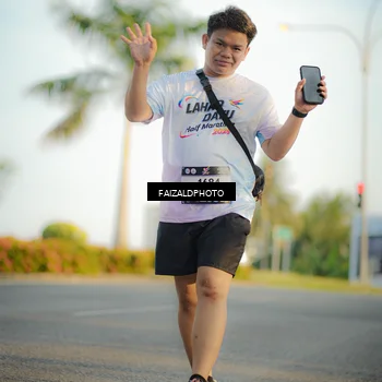 Runner Photo 7827007