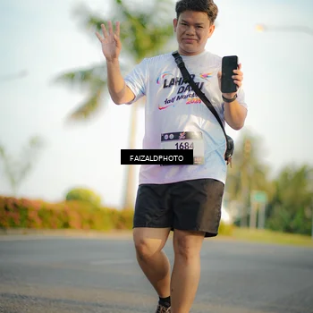 Runner Photo 7827009