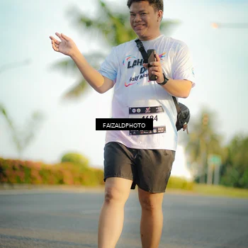 Runner Photo 7827010