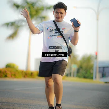 Runner Photo 7827012