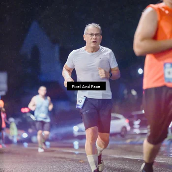 Runner Photo 7827072