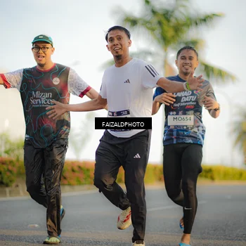 Runner Photo 7827119