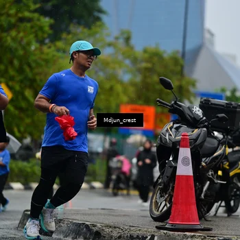 Runner Photo 7827200