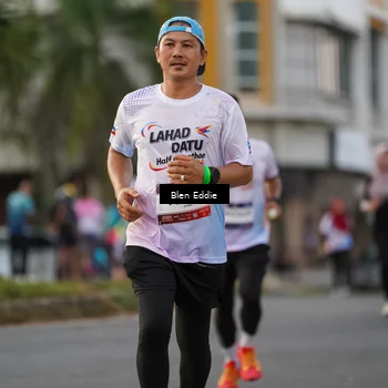Runner Photo 7827302