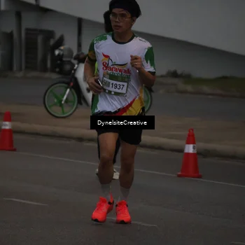 Runner Photo 7827316