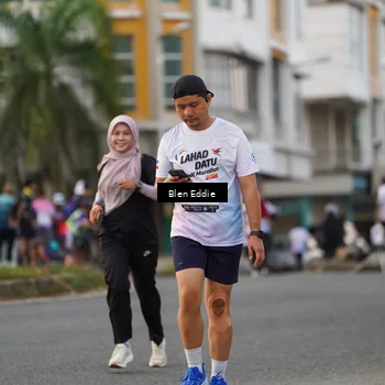 Runner Photo 7827353