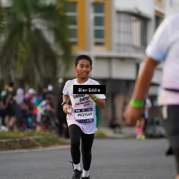 Runner Photo 7827416