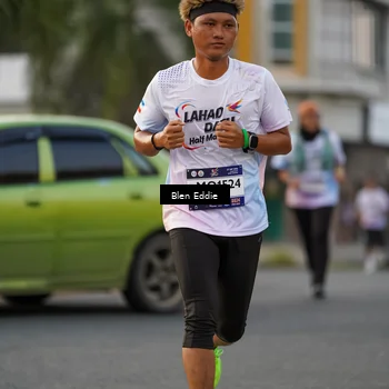 Runner Photo 7827557