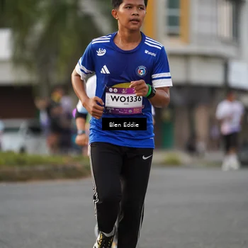 Runner Photo 7827599
