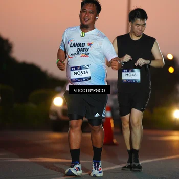 Runner Photo 7827600