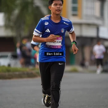 Runner Photo 7827611