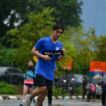 Runner Photo 7827629
