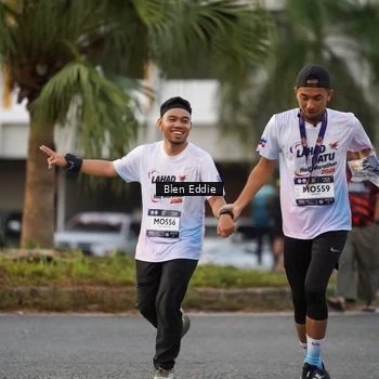 Runner Photo 7827641