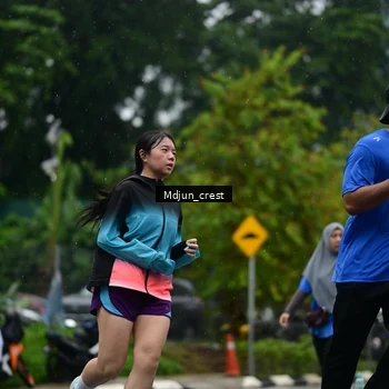 Runner Photo 7827649