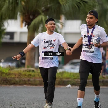 Runner Photo 7827651