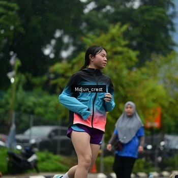 Runner Photo 7827672