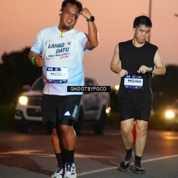 Runner Photo 7827674