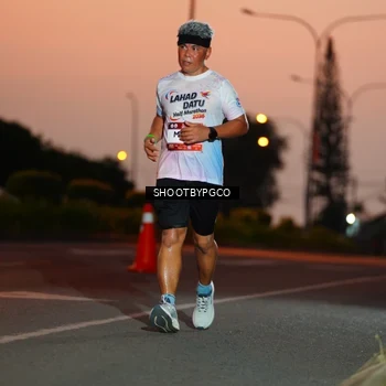 Runner Photo 7827675