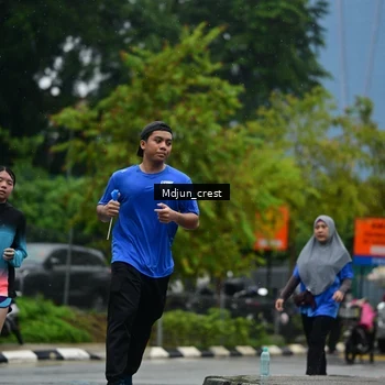 Runner Photo 7827679