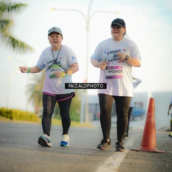 Runner Photo 7827681