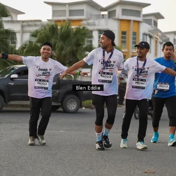 Runner Photo 7827716