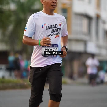 Runner Photo 7827741