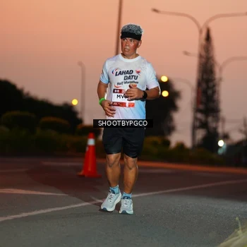 Runner Photo 7827768