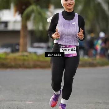 Runner Photo 7827800